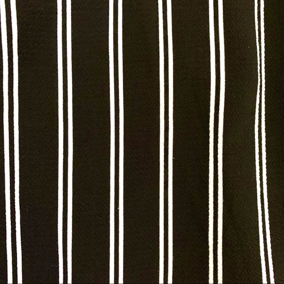 IVY & MAIN TILLY’S navy flowy striped pants - Picture 6 of 7